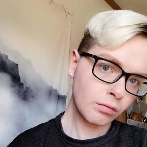 Meet your Posher, Samuel